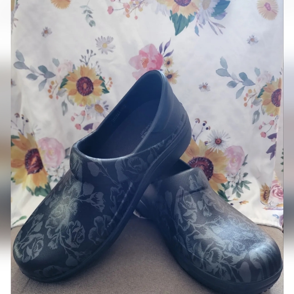 Crocs NERIA PRO II 8